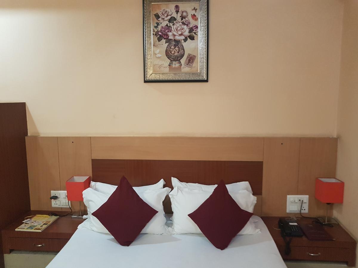 Hotel Simla Siliguri Eksteriør bilde