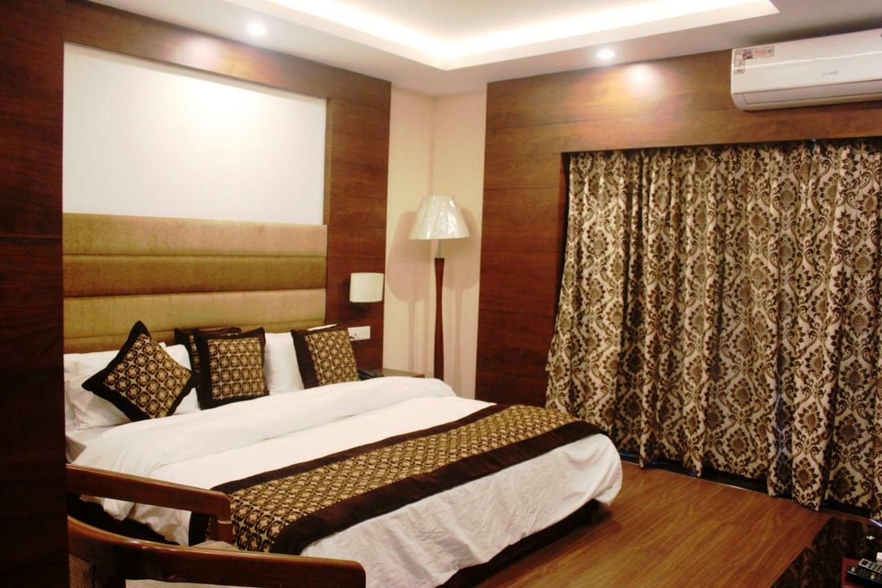 Hotel Simla Siliguri Eksteriør bilde